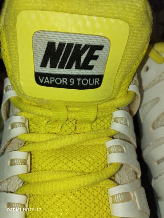 Жіночі кросівки фірми Nike ,39 розмір,25 см устілка -400 грн