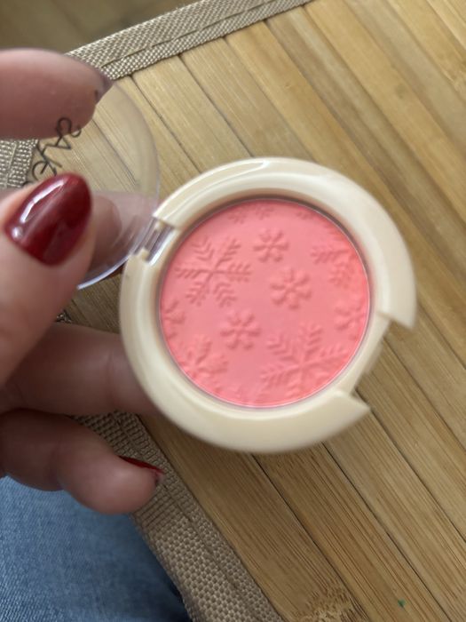 Nowy róż douglas sweet pink