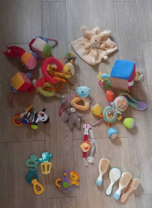 Lote de artigos de bebé