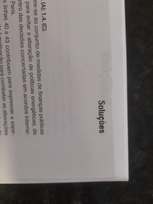 Caderno de Exercícios de Português da Porto Editora 11°Ano