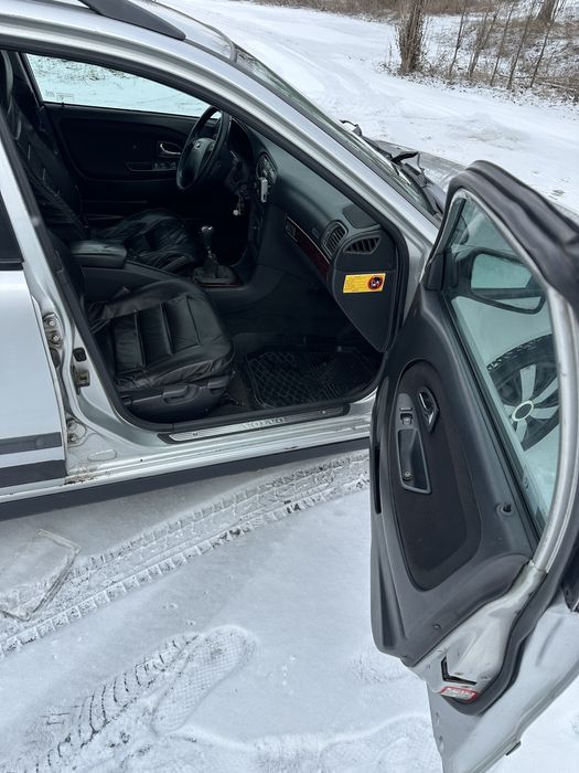 Продам Вольво V40 1,9 дизель