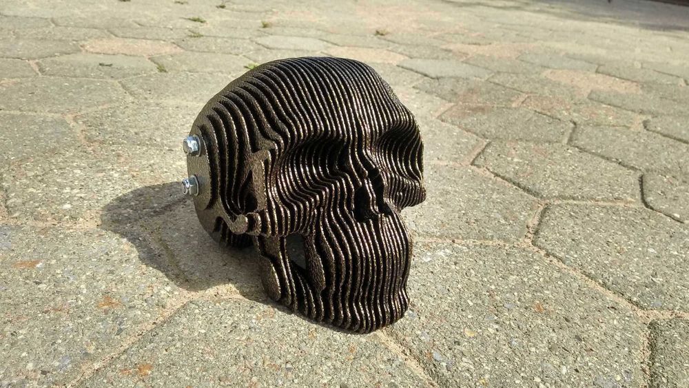 Czaszka stalowa w skali 1:1 rzeźba ozdoba - wersja VR - antyczne złoto