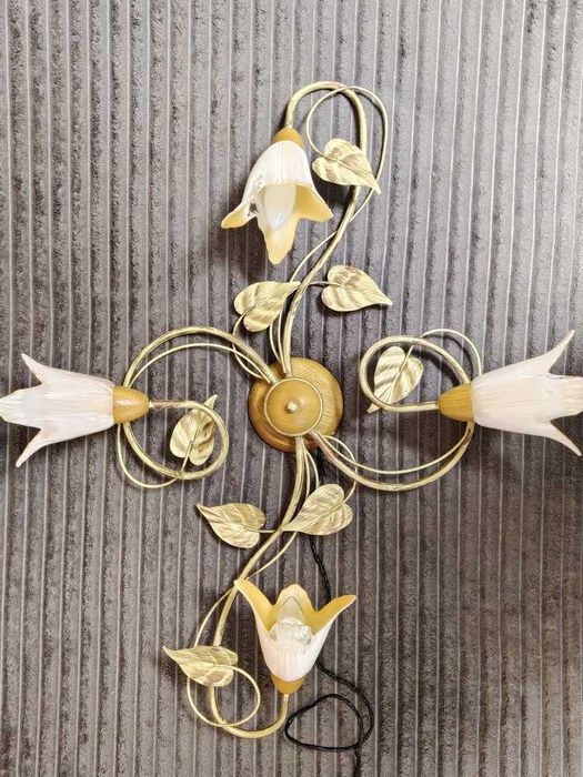 Кована люстра на 4 лампочки