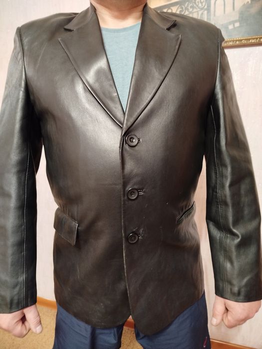 Кожаный пиджак...размер 54-56