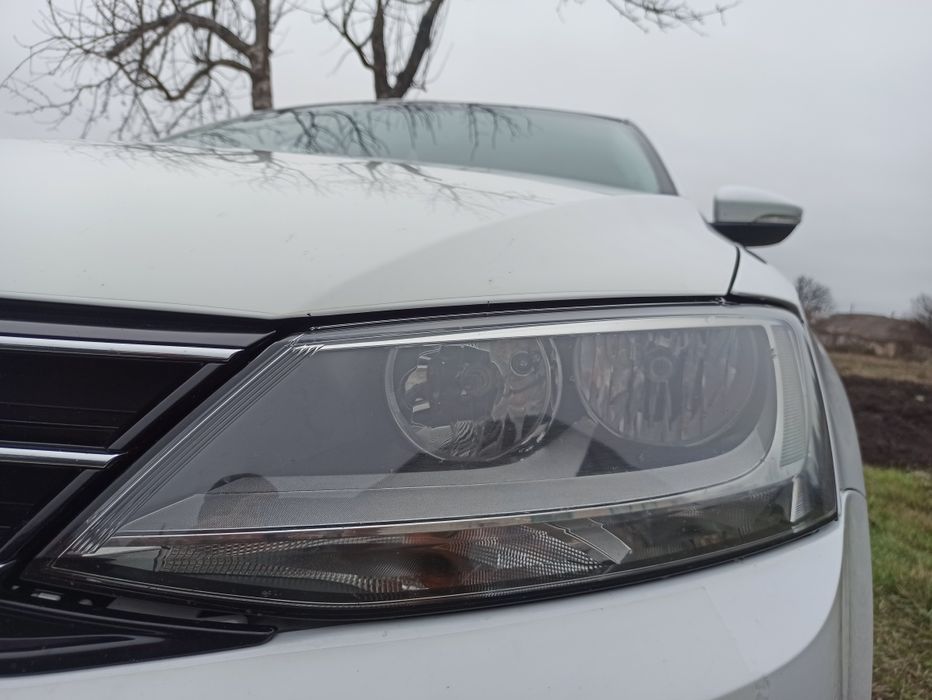 Volkswagen Jetta 2016, 1,6tdi, МКПП, максимальна комплектація, без ДТП