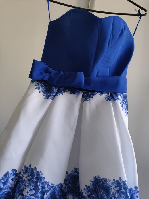 Piękna Sukienka 36/38