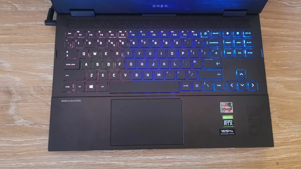 HP Omen Ryzen 7, 24gb RAM, SSD 512gb