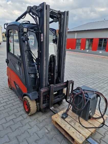 Sprzedam wózek widłowy Linde E-16 Salon Polska TRIPLEX -5 metrów