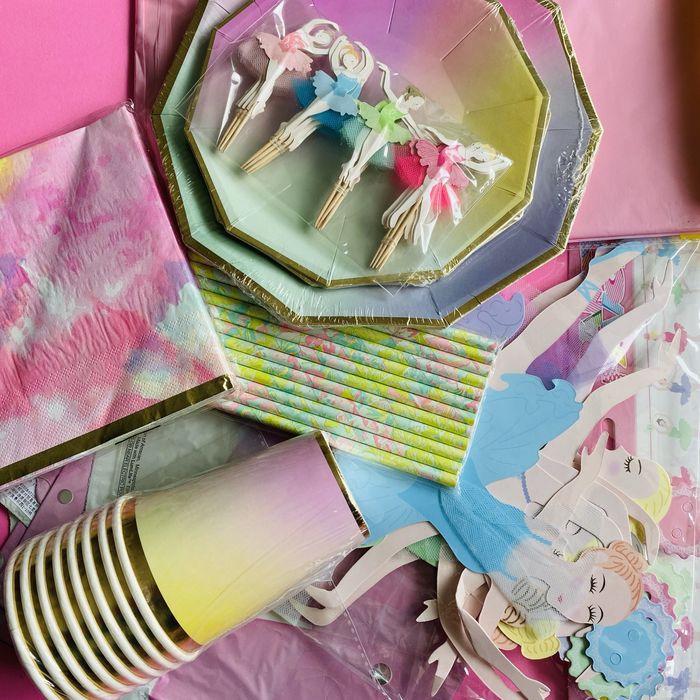 Diversos kits de festa (unicórnio, sereia, flamingo, limão, melancia,