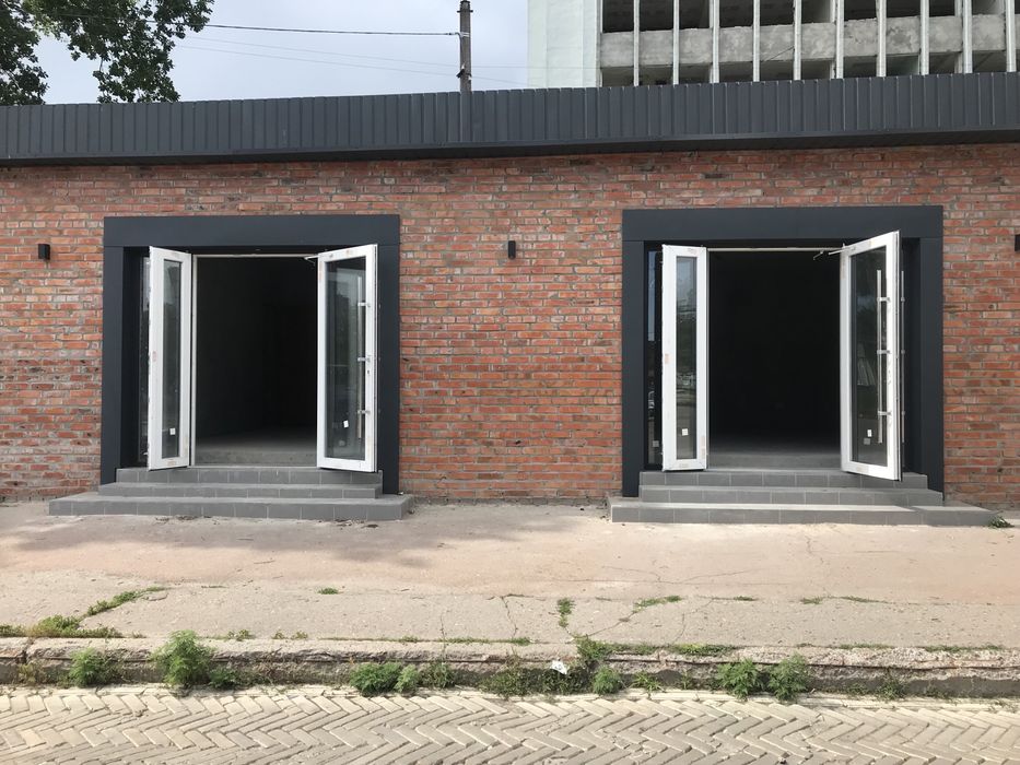 Продам магазини, бутіки, комерційні приміщення