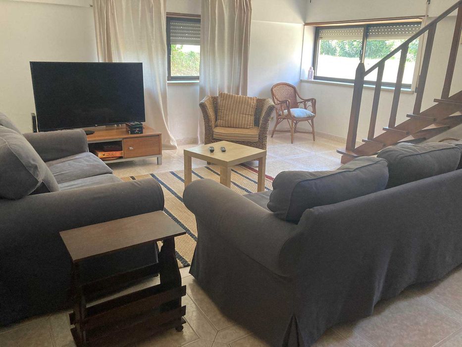 V4 para arrendar - Zona de Ferreira do Zêzêre