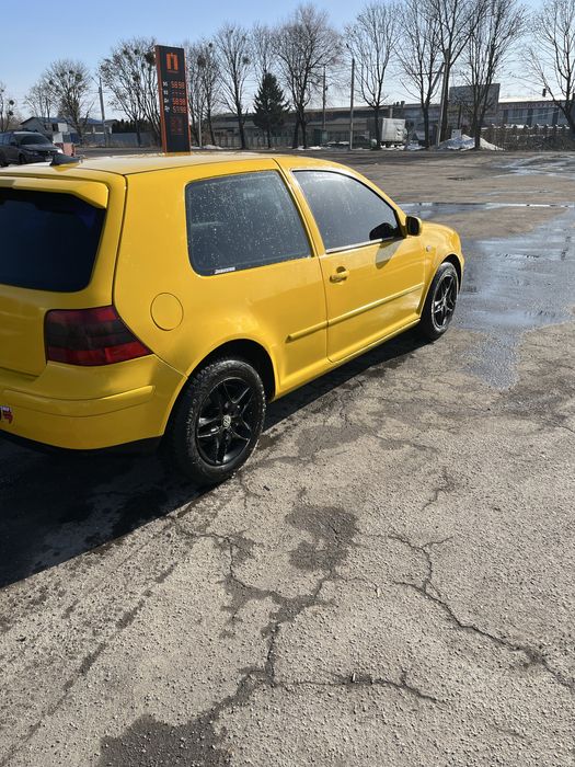 Volkswagen Golf IV