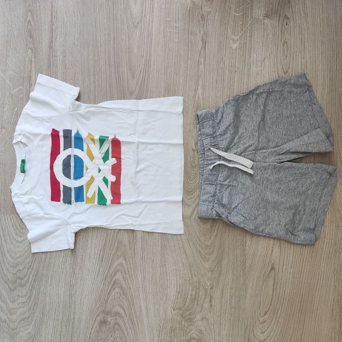 Calções e T-shirt Benetton (4 anos)