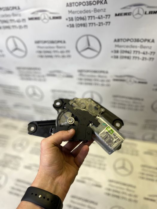 Mercedes w212 w204 моторчик склоочисник мотрчик двірників
