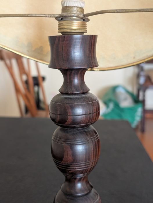 Candeeiros de mesa cabeceira pau preto  (30/55 cm)
 moderno e