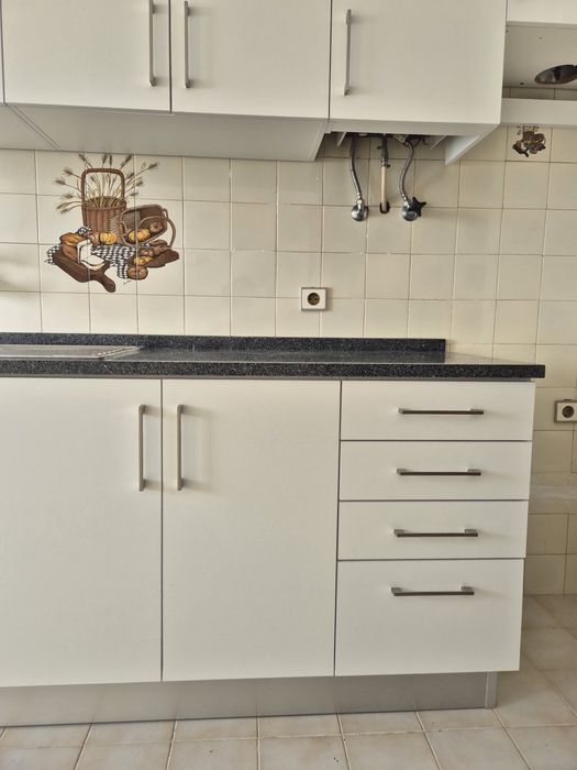 Cozinha IKEA/Pedra Granito/Cuba (Como Novo)