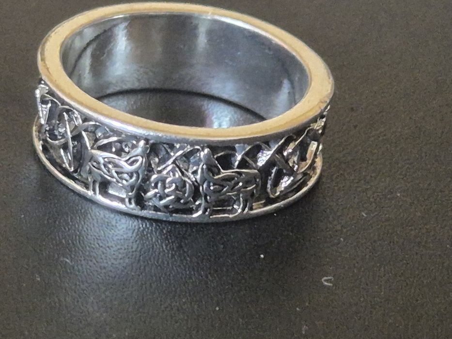 Nowy pierścień Viking Wilki Valhalla Runy Odyn