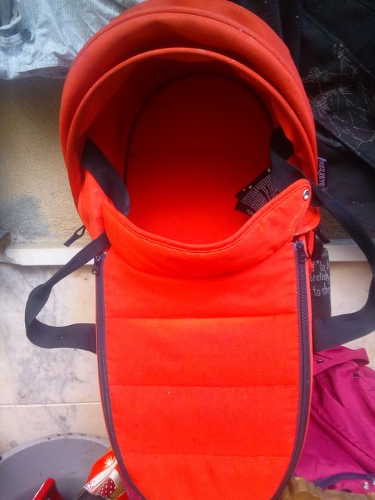 2 berços portáteis da CHCCO 5 € cada