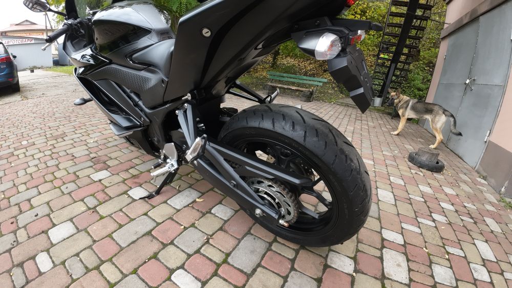 Yamaha R3 2021 рік