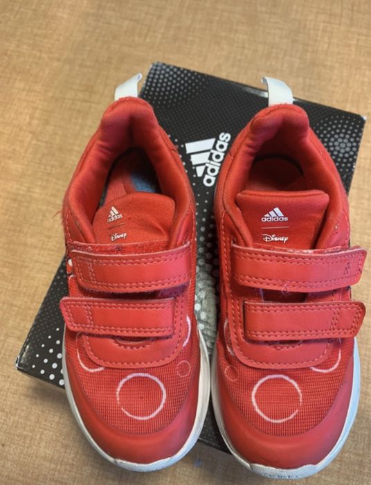 Ténis Adidas Disney