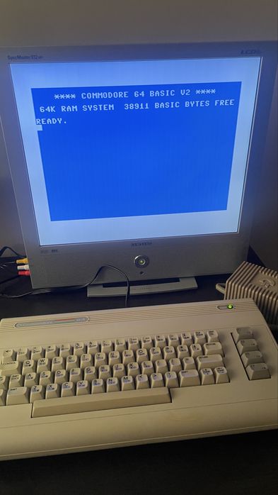 Retro komputer Commodore 64 (C64)