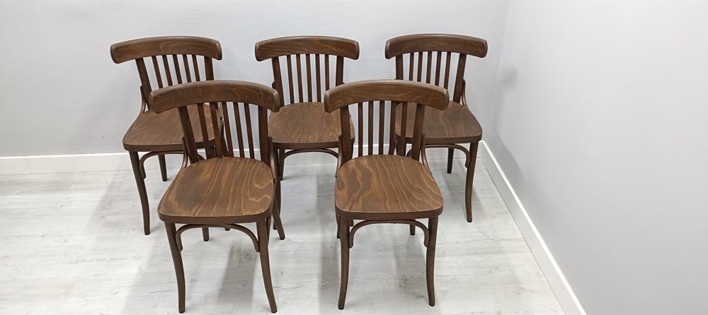 Krzesła Thonet Fameg Radomsko po renowacji restauracja dostępne 30szt