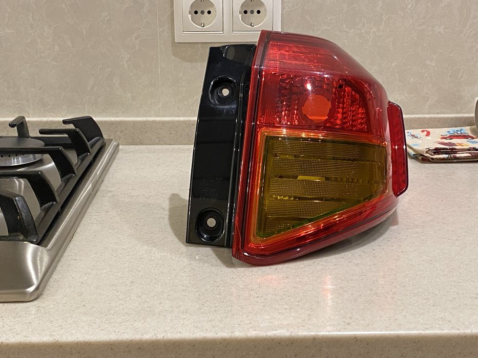 Ліхтар задній правий від Suzuki Vitara (2017)