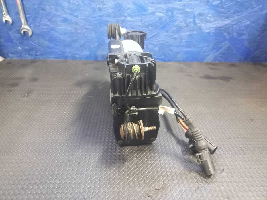 Компрессор Пневмоподвески / Пневмо Компресор Q7/Touareg/Туарег Cayenne