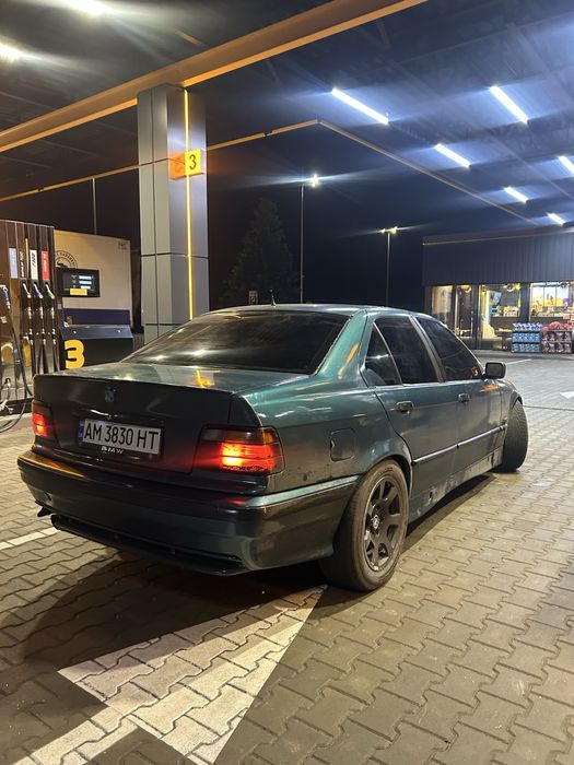 Продам бмв е36 2.0 Газ бензин