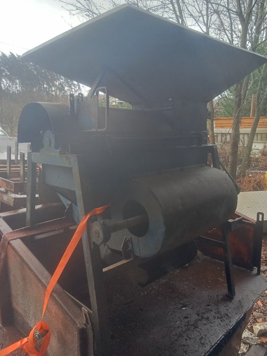 Malhadeira de milho 650€