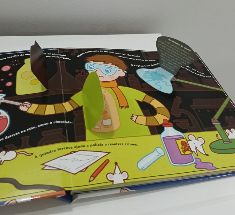 Química divertida/ Pop- Ups para descobrir o mundo