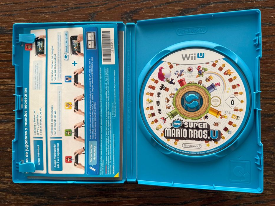 Jogo Wii U - Super Mario Bros U