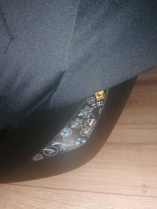 Fotelik maxi cosi do 12 kg  plus baza idealne