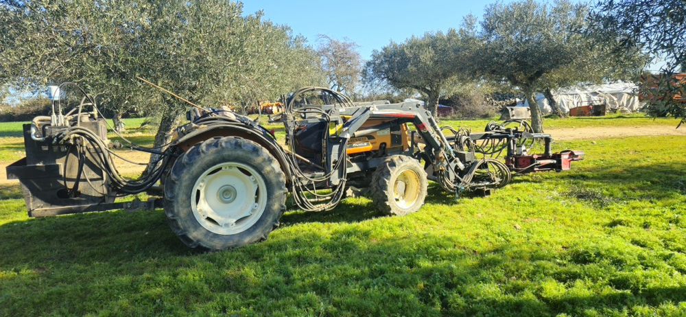 Máquina de apanhar de azeitona herculano