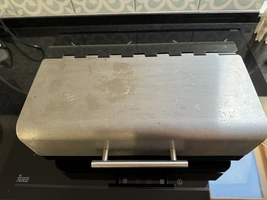 Caixa para guradar o Pão