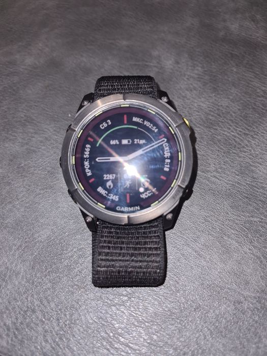 Годинник Garmin Enduro 2