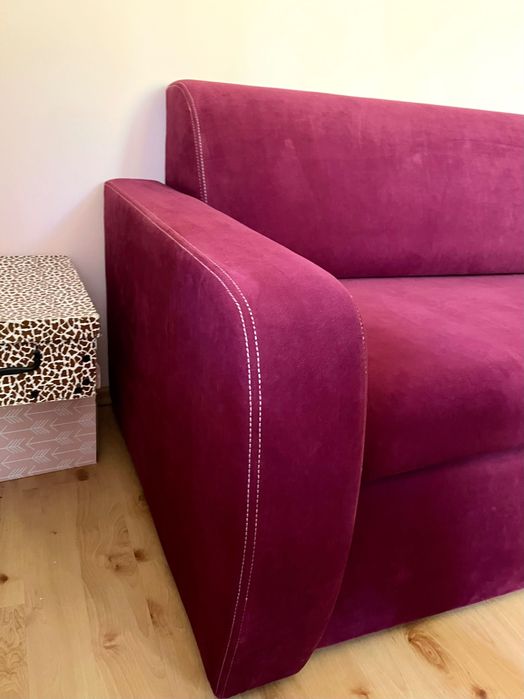 Rozkladana sofa dwuosobowa młodzieżowa kanapa roż glamour fuksja welur