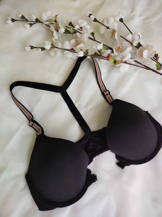 Бюстгальтер Victoria's Secret  Push Up 32В / В70