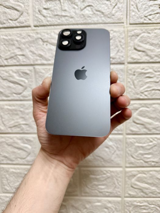 Задня крышка Iphone 16 Pro Max Original снята с донора