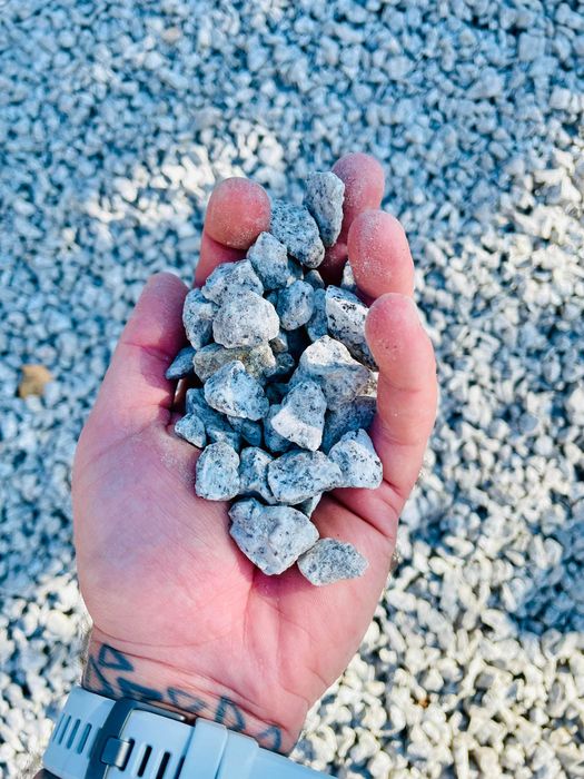 Grys bazaltowy czarny worki i luzem | Kamień Ogród SM Poznań grys granit