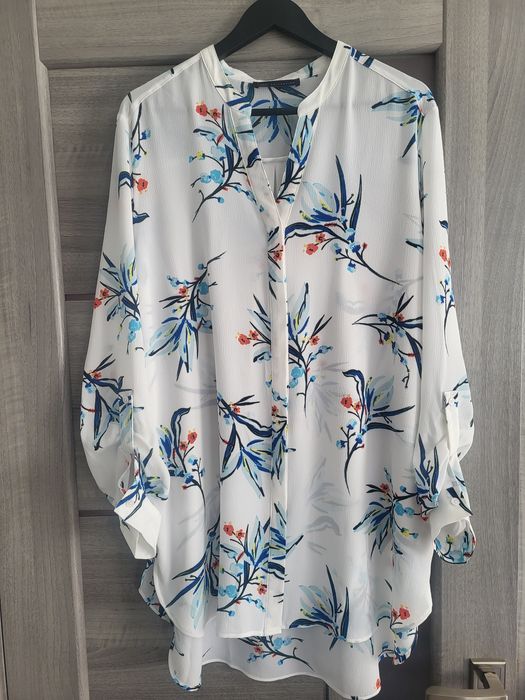 Нова, чудова блуза.Розмір-52-54.Ціна-300 гривень.