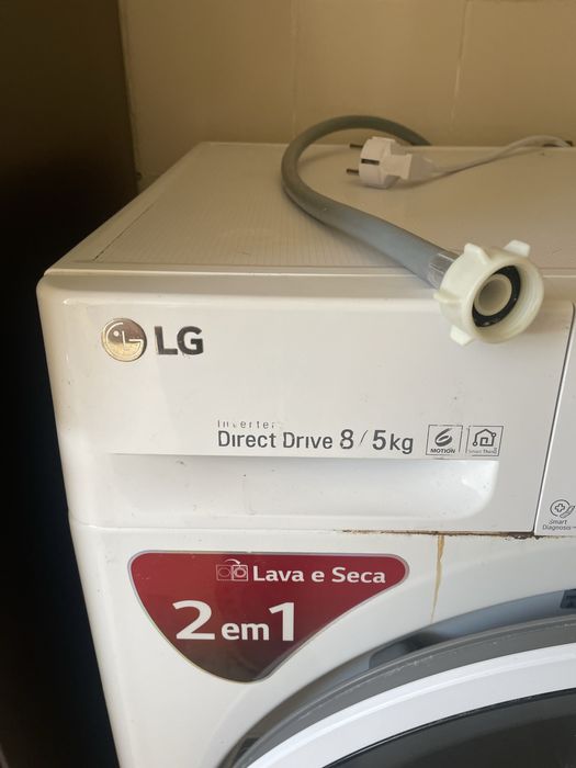 Máquina de Lavar e Secar LG Direct Drive 8kg/5kg – 2 em 1