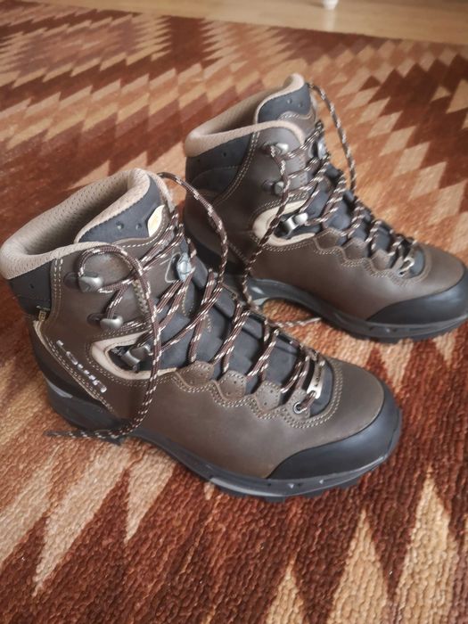 Жіночі ( чоловічі ) трекінгові черевики Lowa Vivione II GTX (Gore-Tex, Vibram) 38 р. Ідеал!