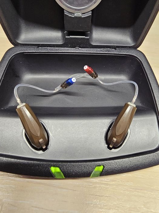 Слуховые аппараты Starkey Livio 2400 RIC R  (премиум/24 канала/блюту