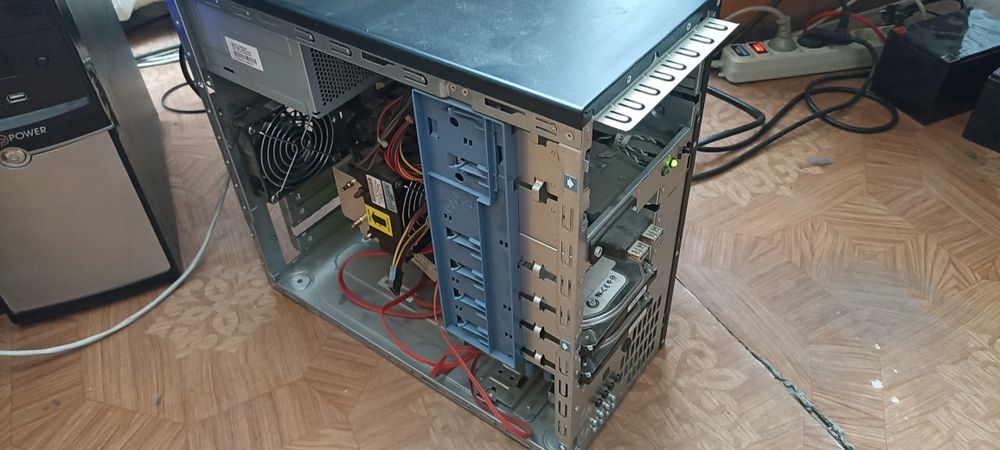 Сервер HP ML110 G6