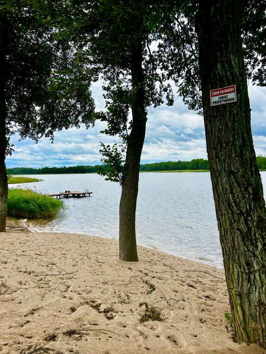 Villa Bajeczne Mazury z basenem i linią brzegową