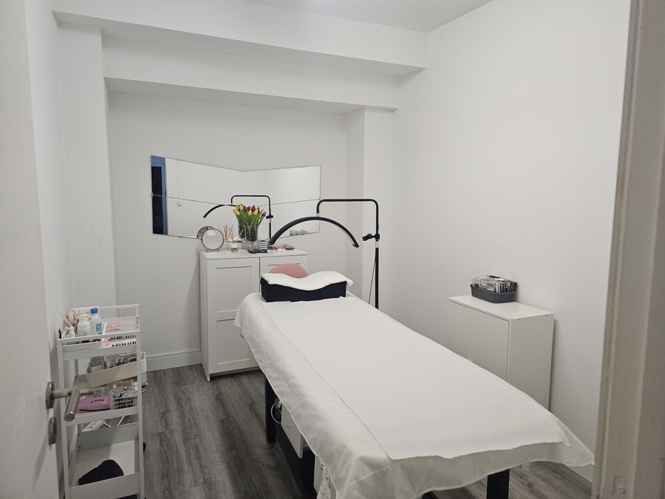 Alugo  Gabinetes de estetica em Benfica lisboa