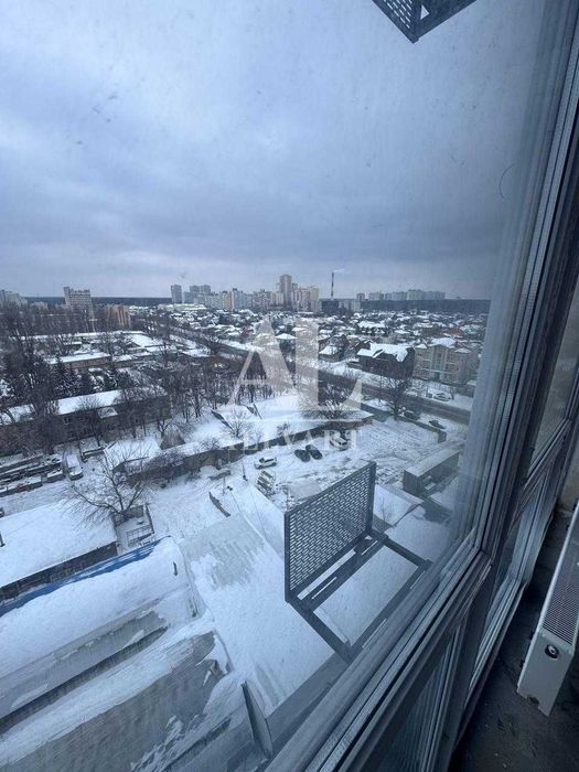 Продам 1 кім. квартиру без ремонту, ЖК 4U, метро Академмістечко