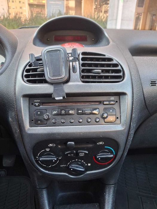 Peugeot 206- 2005 - SW Diesel – 209.000 km – 1.500 €
