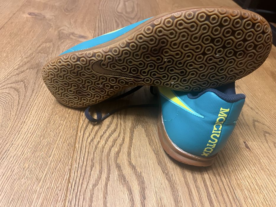 Buty Nike Halówki 42.5